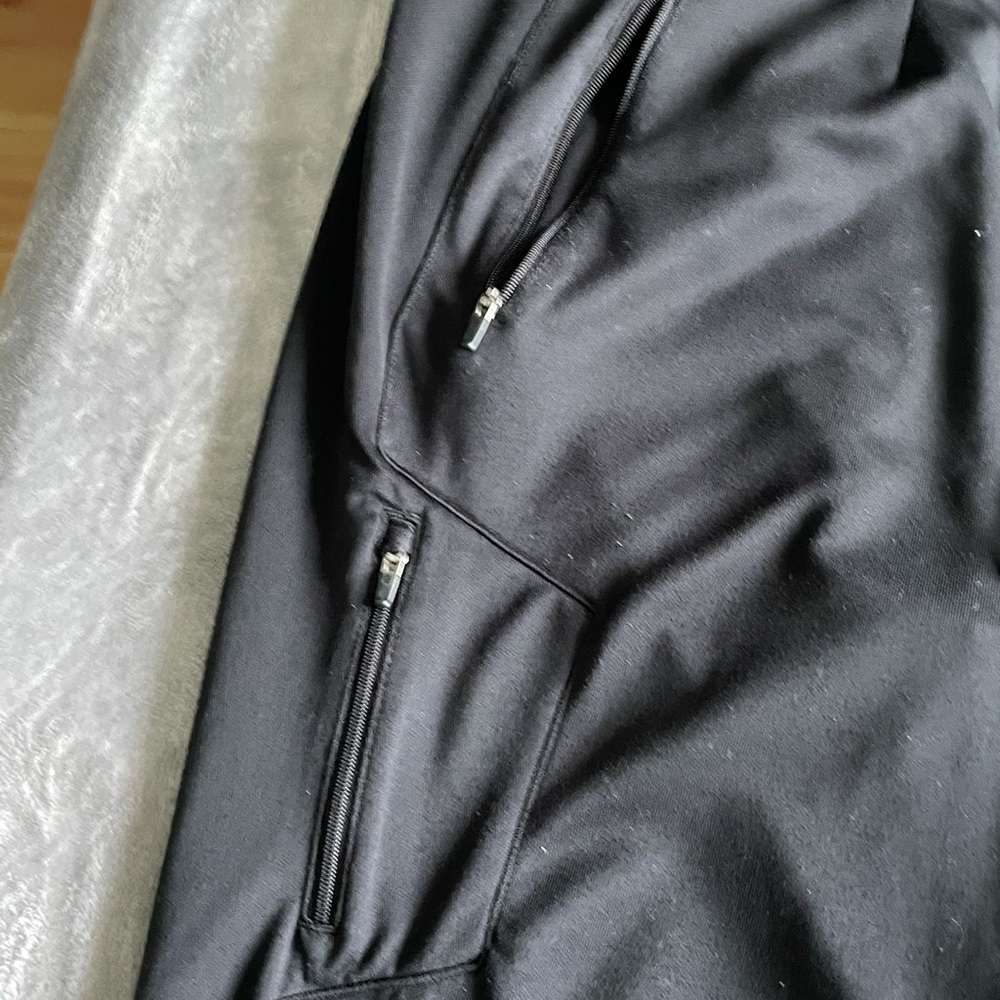 Running Pants - Picture 2 of 3